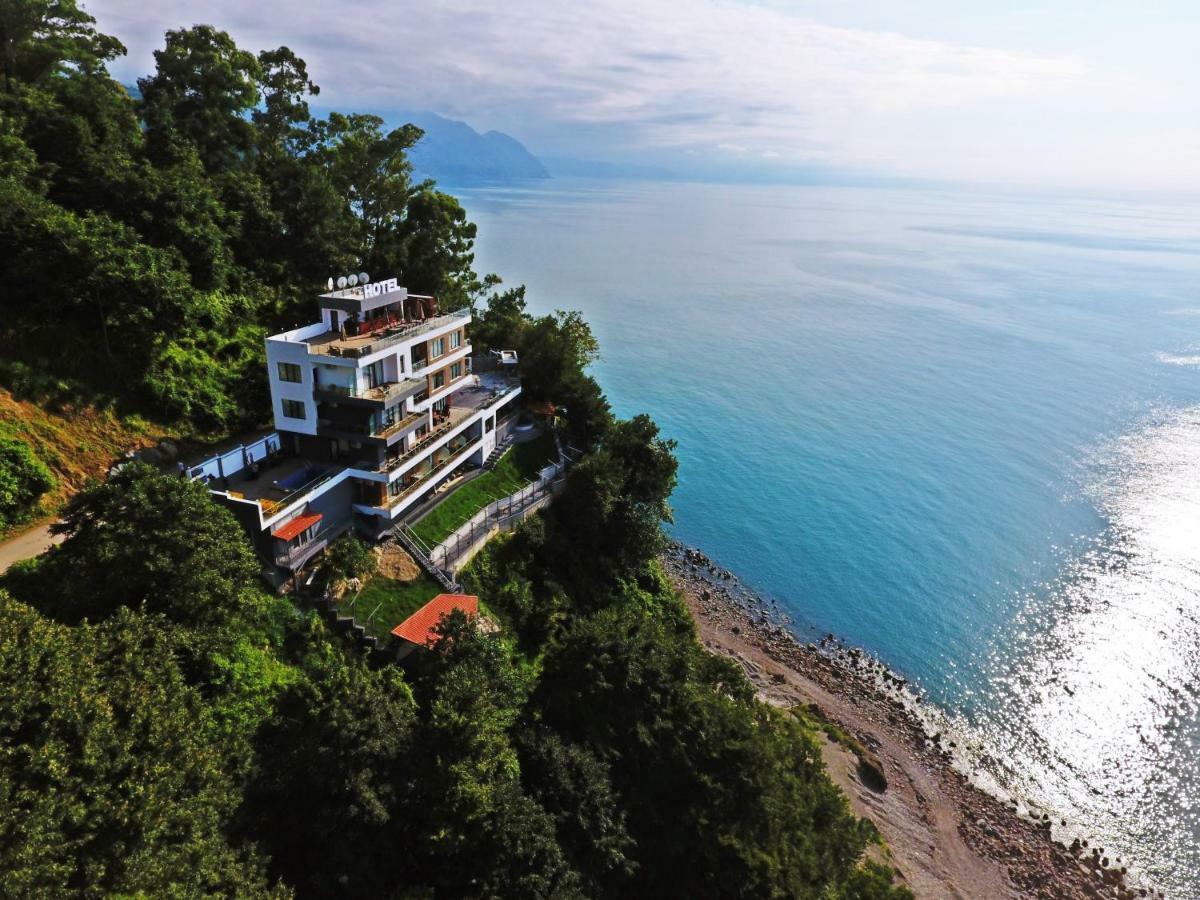 Hotel Montana Kvariati Exteriér fotografie